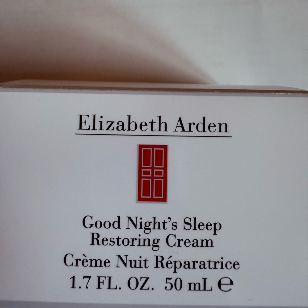 Elizabeth Arden White Moisturizing Night Cream